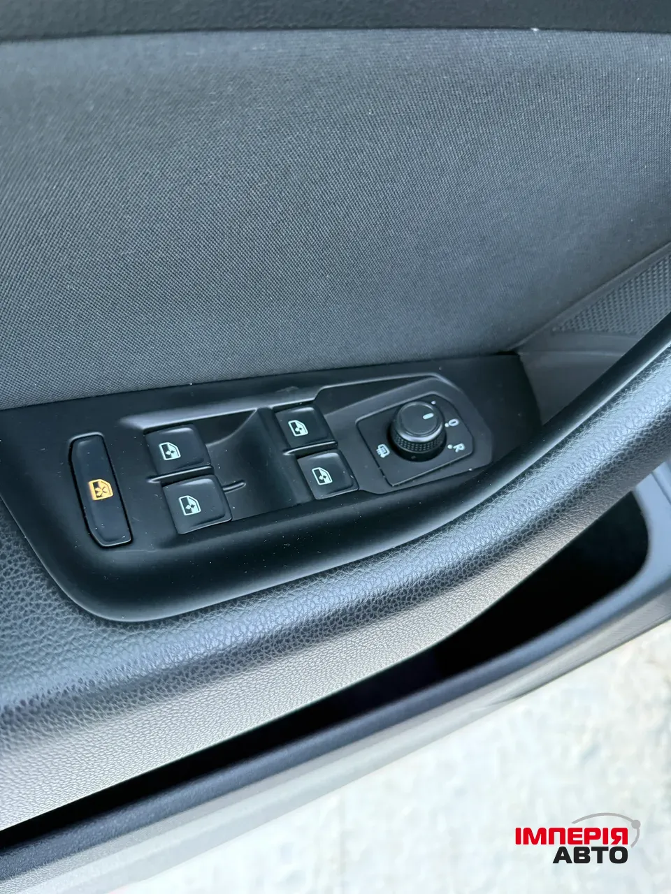 Volkswagen Passat - фото 16