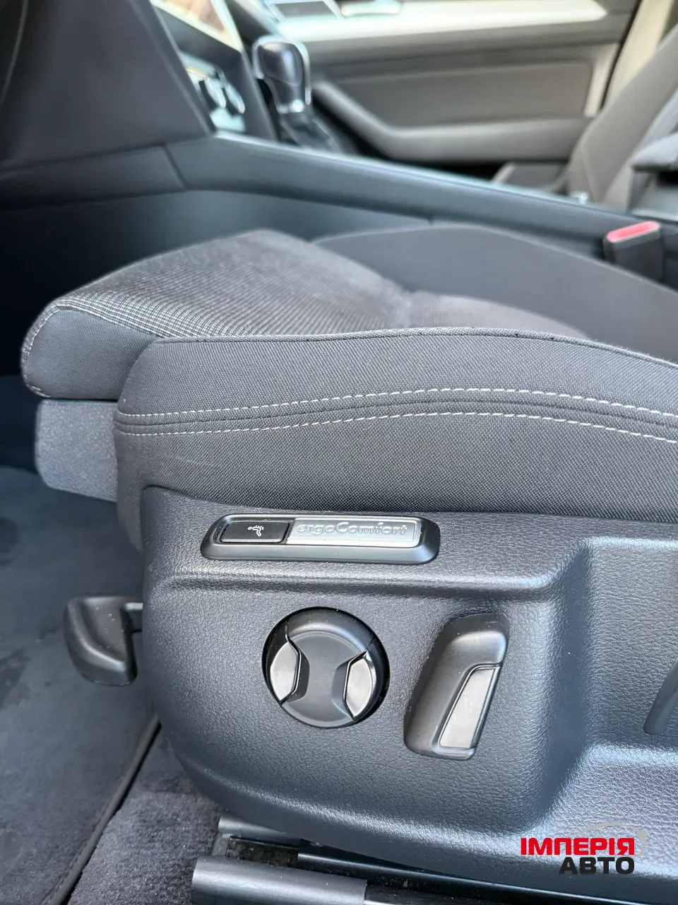 Volkswagen Passat - фото 9