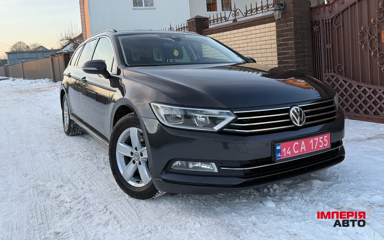 Volkswagen Passat - фото 1