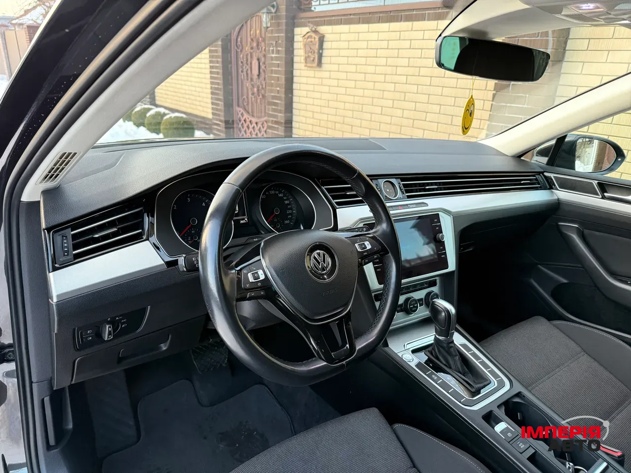 Volkswagen Passat - фото 8