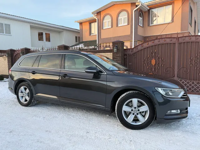 Volkswagen Passat - фото 3