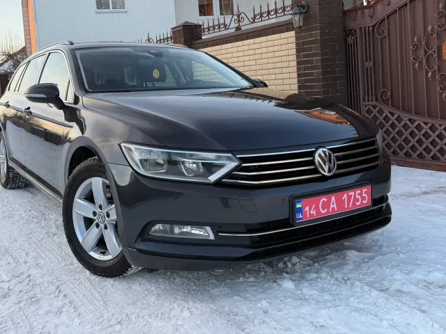 Volkswagen Passat - фото 1