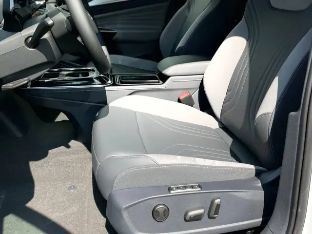 Volkswagen ID.4 - фото 5