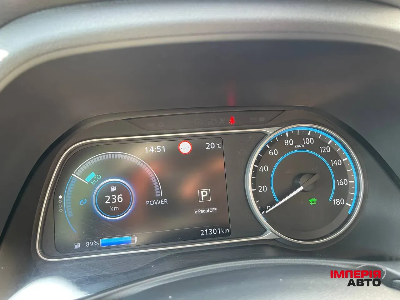 Nissan Leaf - фото 17