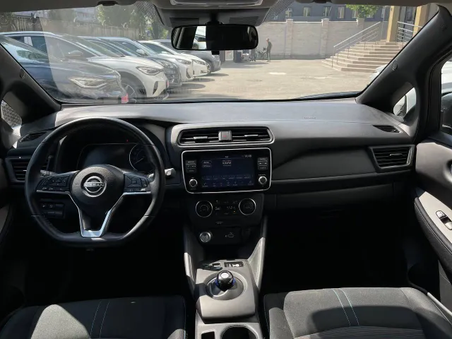 Nissan Leaf - фото 4