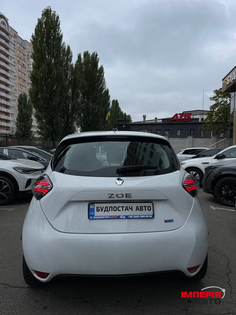 Renault ZOE - фото 11
