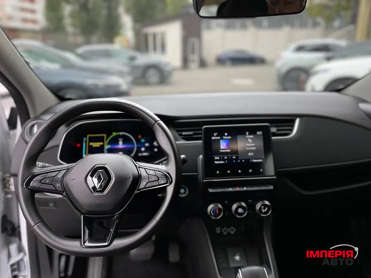 Renault ZOE - фото 4