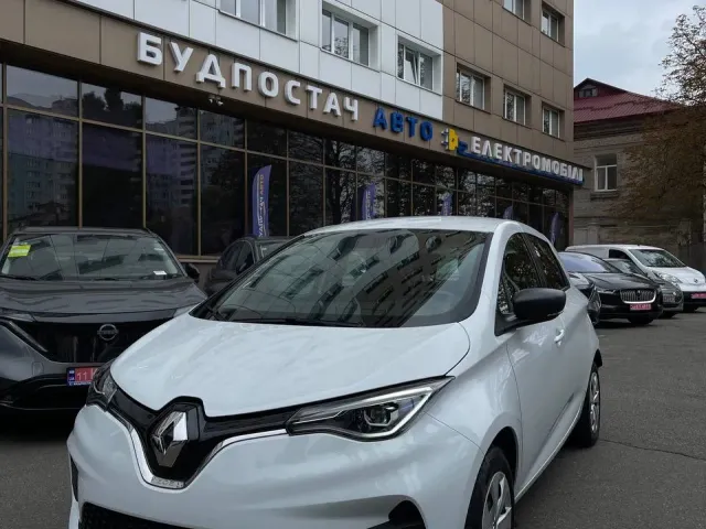 Renault ZOE - фото 1
