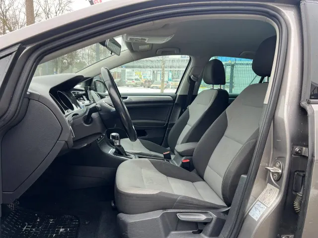 Volkswagen Golf - фото 5