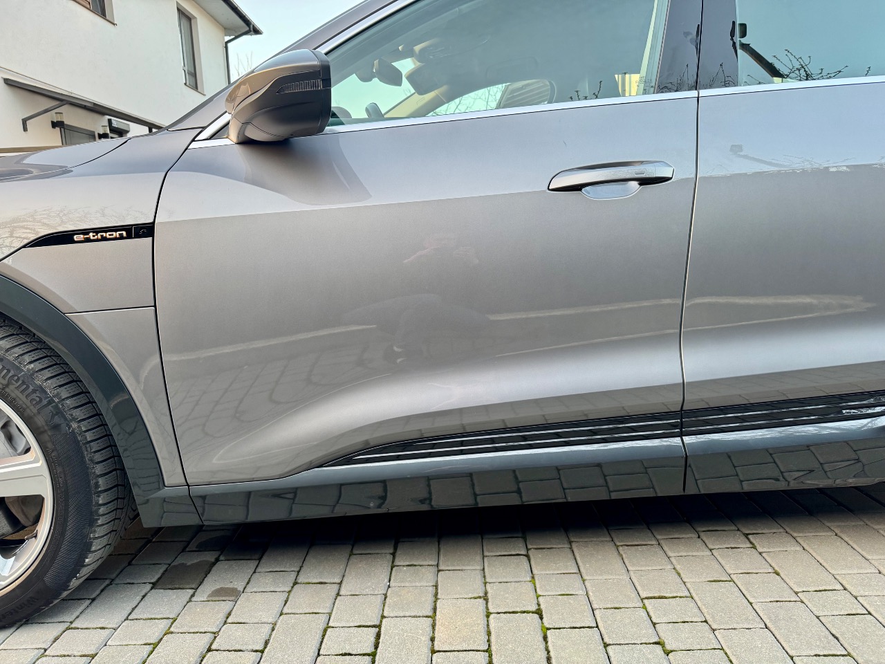 Audi e-tron - фото 43