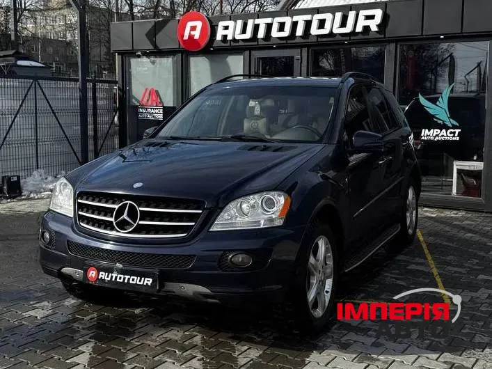 Mercedes-Benz M-Класс - фото 1