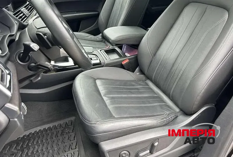 Audi Q5 - фото 6