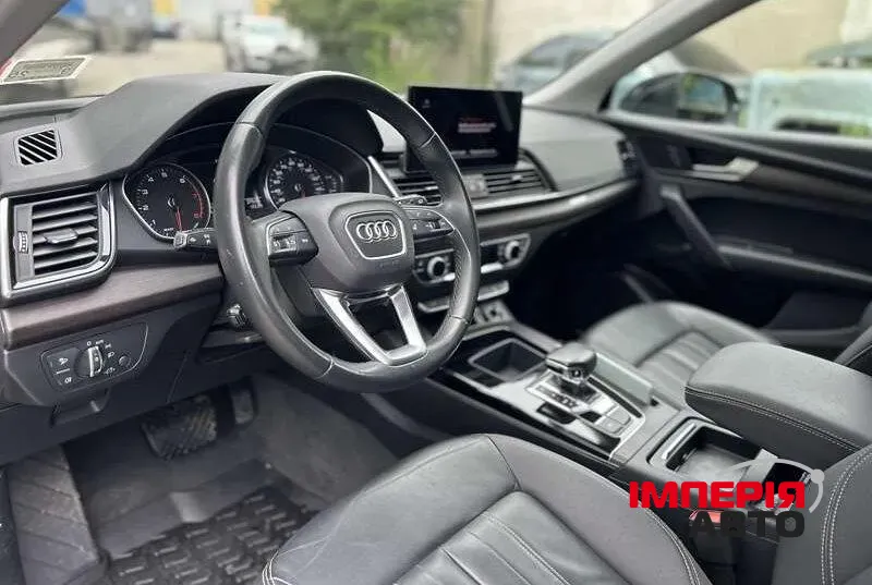 Audi Q5 - фото 5