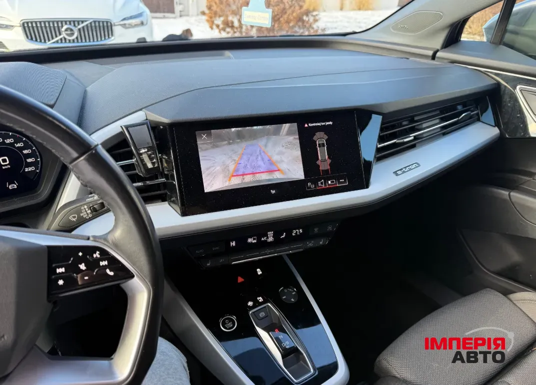 Audi Q4 e-tron - фото 6