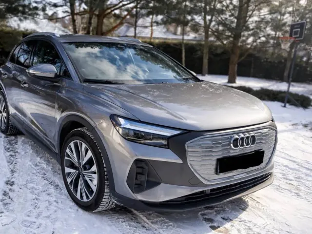 Audi Q4 e-tron - фото 2