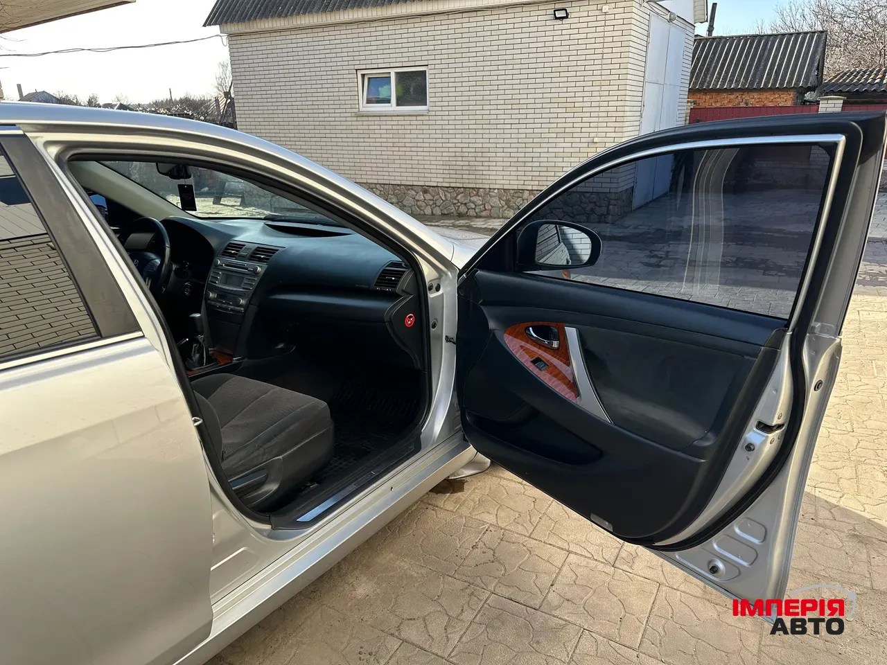 Toyota Camry - фото 14