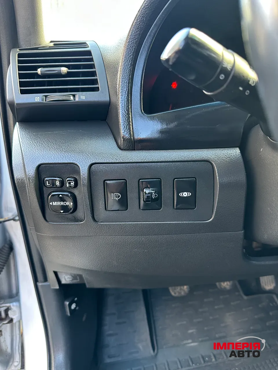 Toyota Camry - фото 24