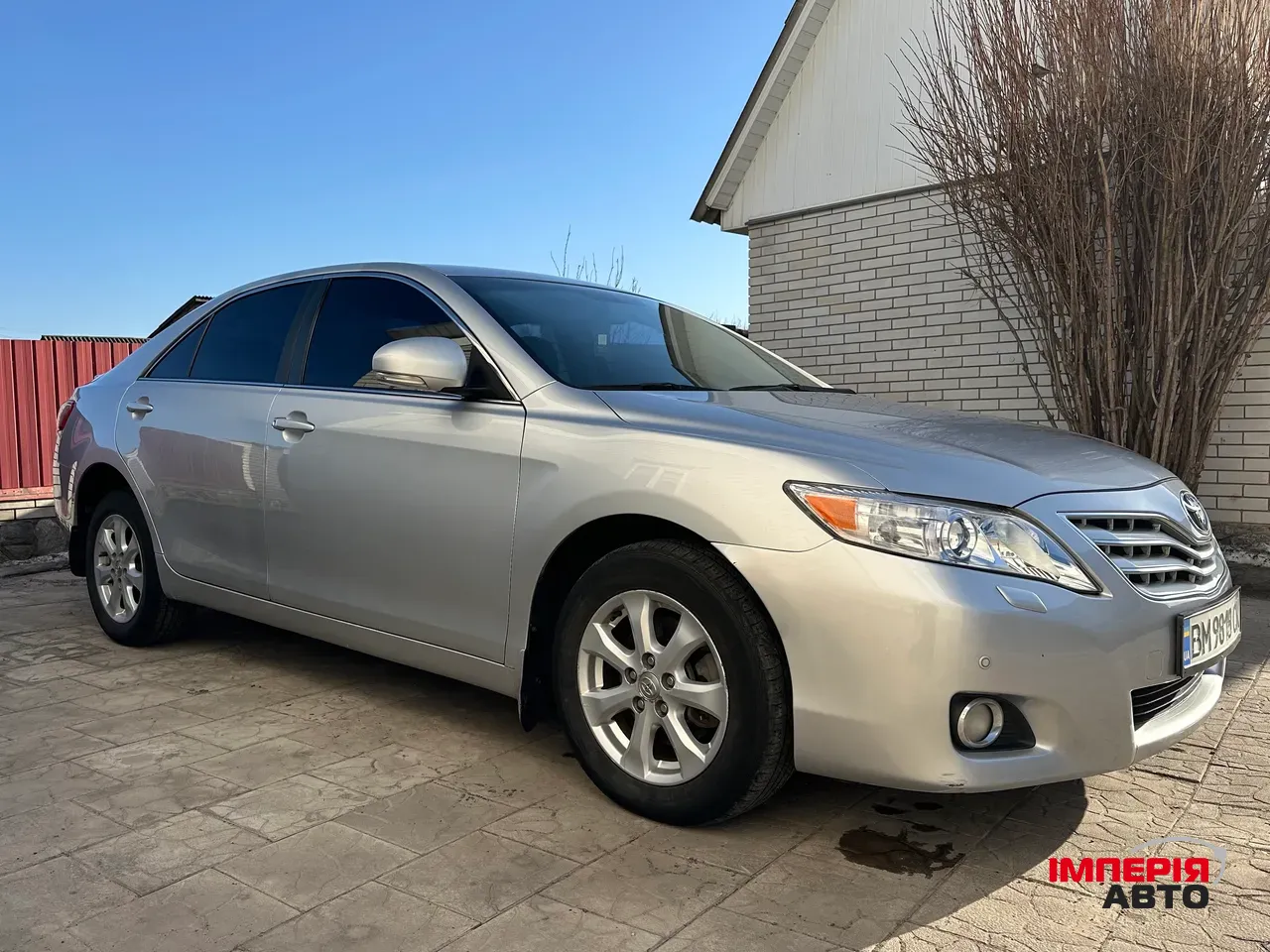 Toyota Camry - фото 3