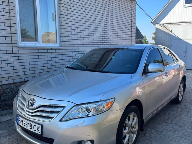 Toyota Camry - зображення 1