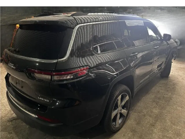 Jeep Grand Cherokee - фото 4