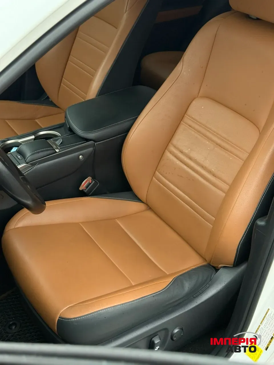 Lexus NX - фото 13