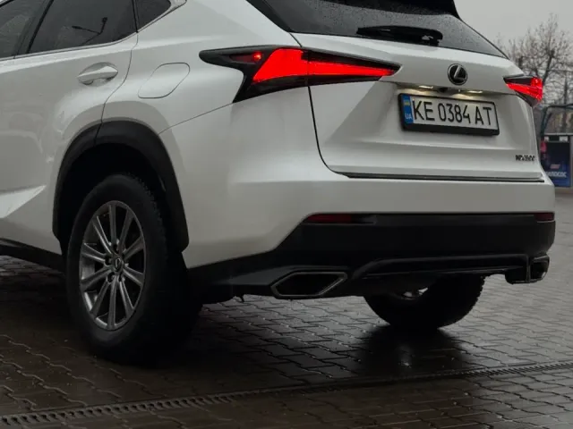 Lexus NX - фото 3