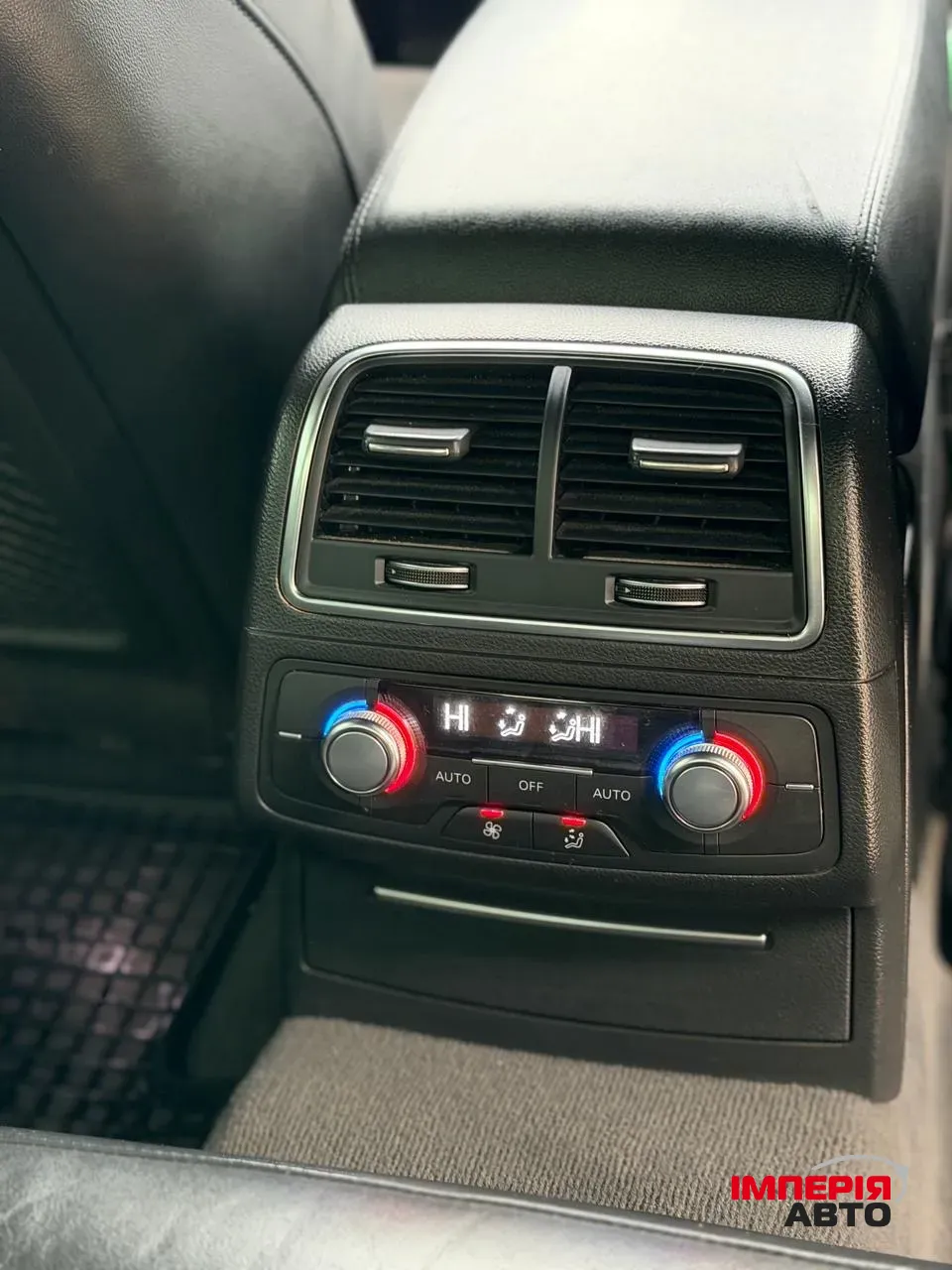 Audi A6 - фото 20