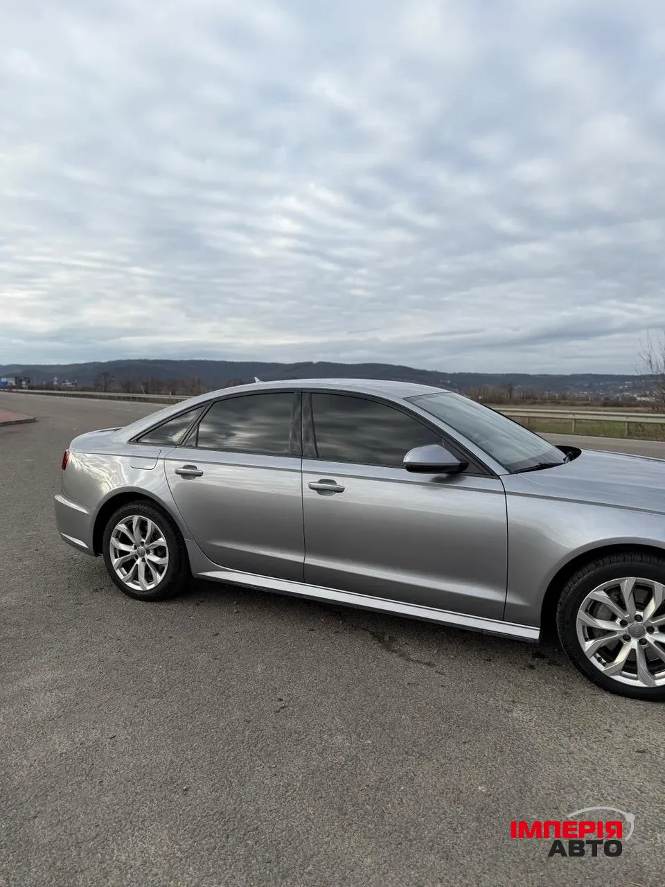 Audi A6 - фото 8