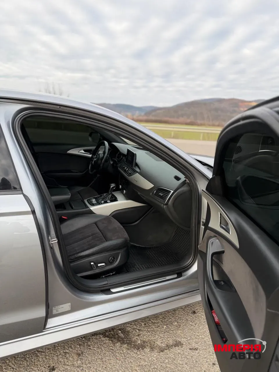 Audi A6 - фото 12