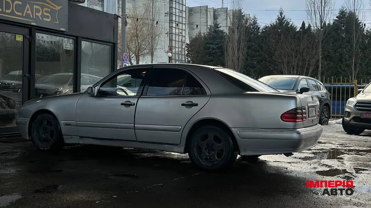 Mercedes-Benz E-Класс - фото 9