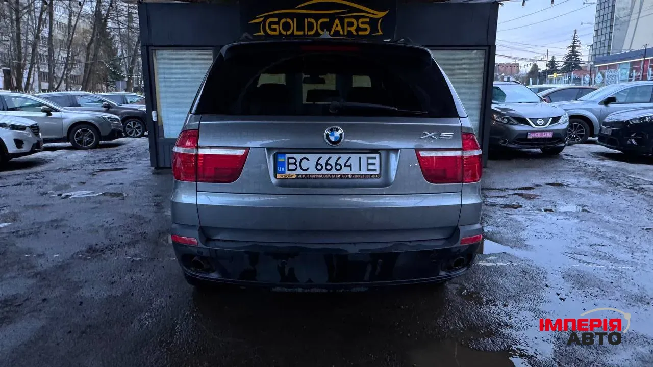 BMW X5 - фото 8
