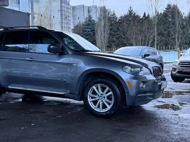 BMW X5 - фото 3