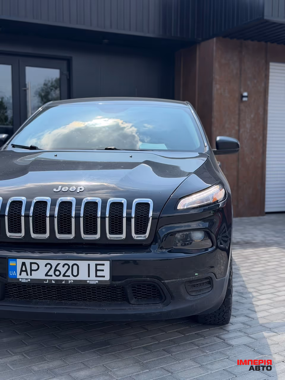 Jeep Cherokee - фото 2