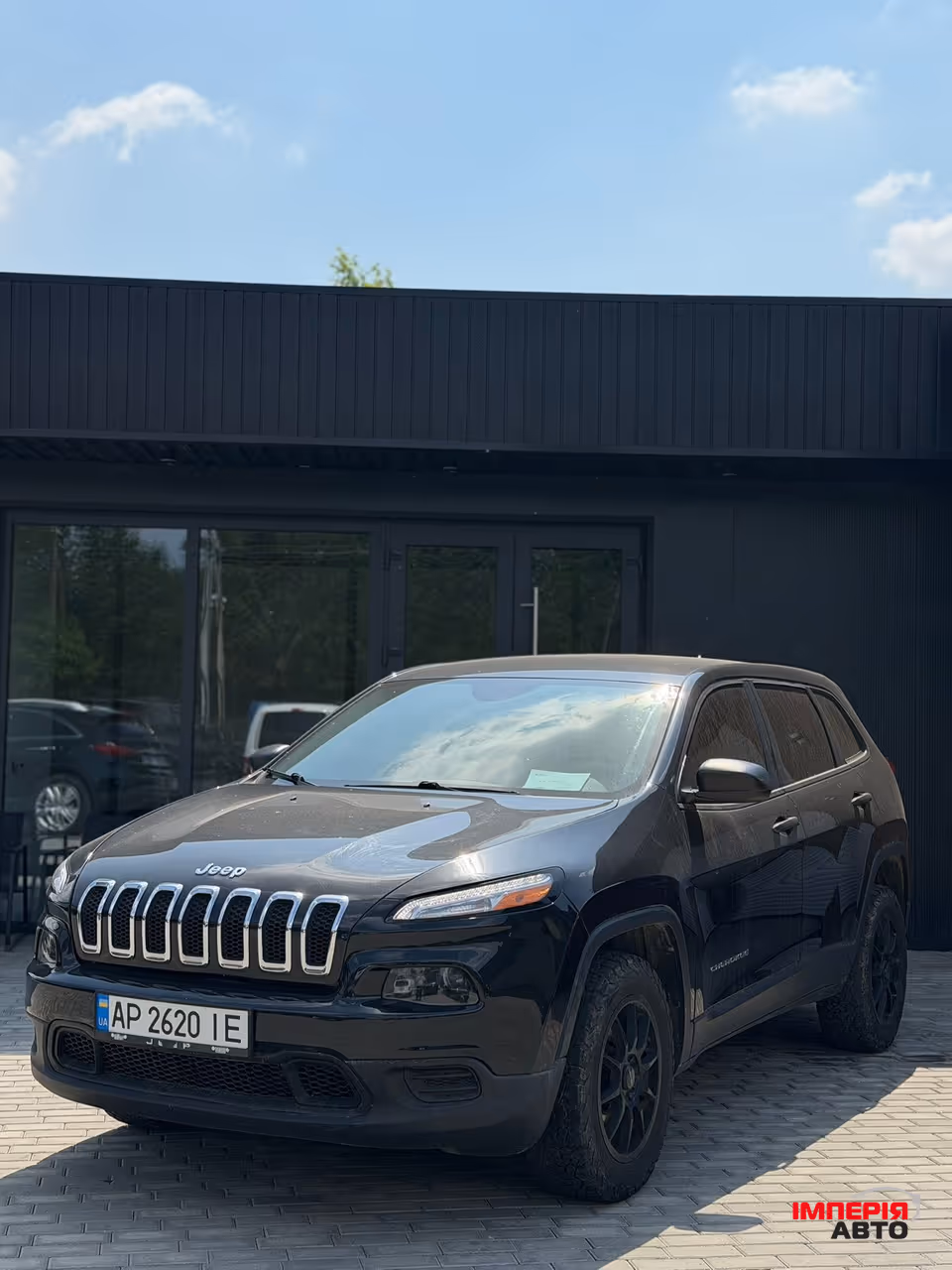Jeep Cherokee - фото 4