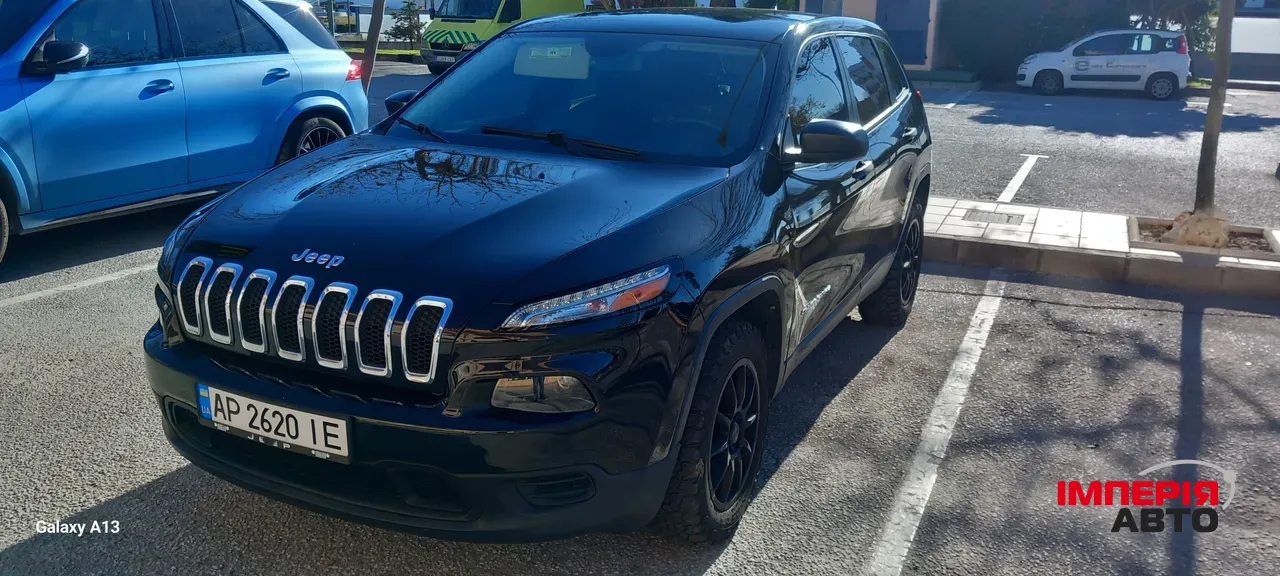 Jeep Cherokee - фото 12