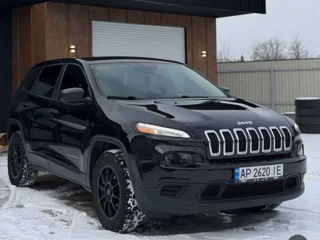 Jeep Cherokee - фото 1