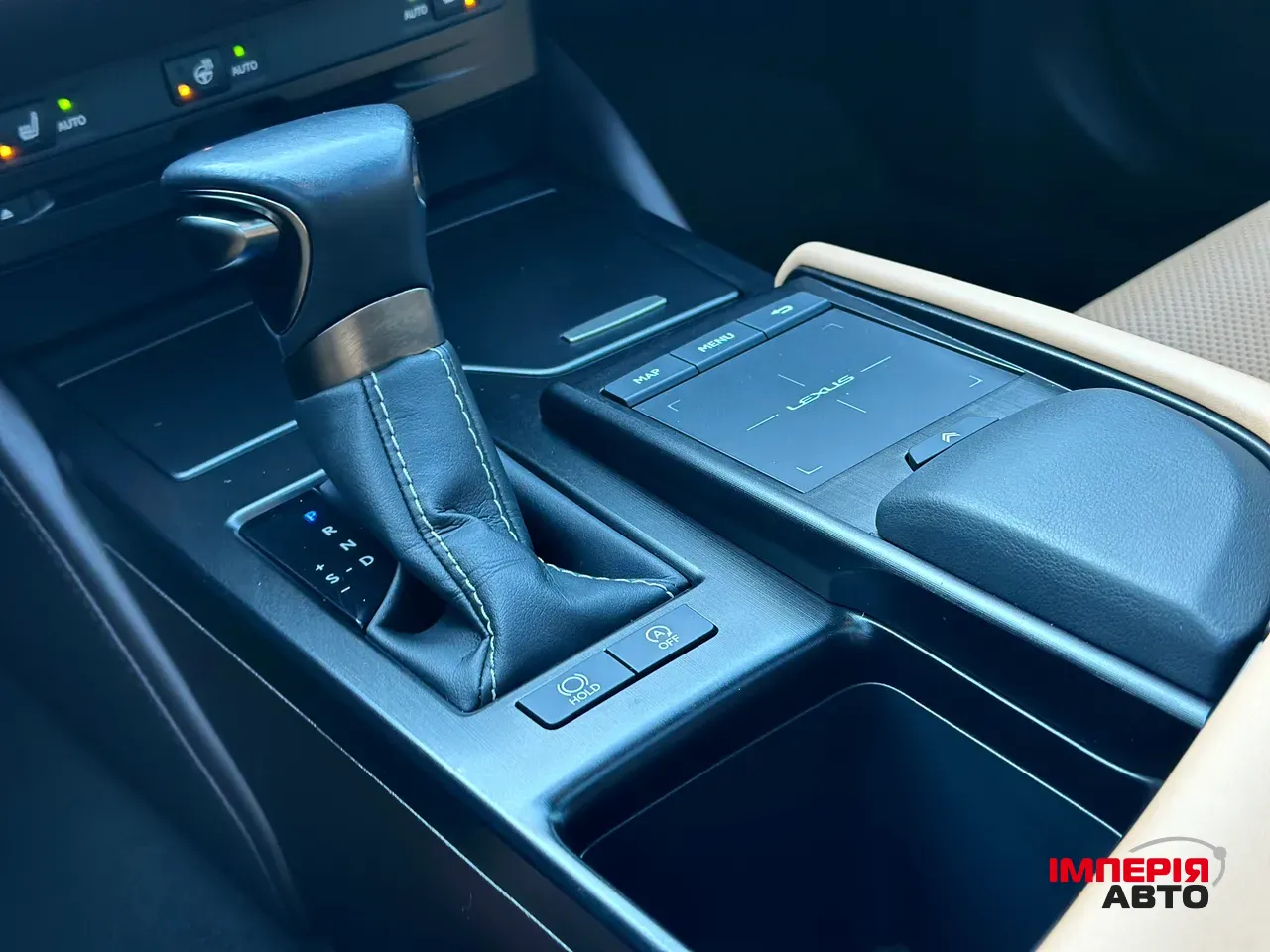 Lexus ES - фото 42