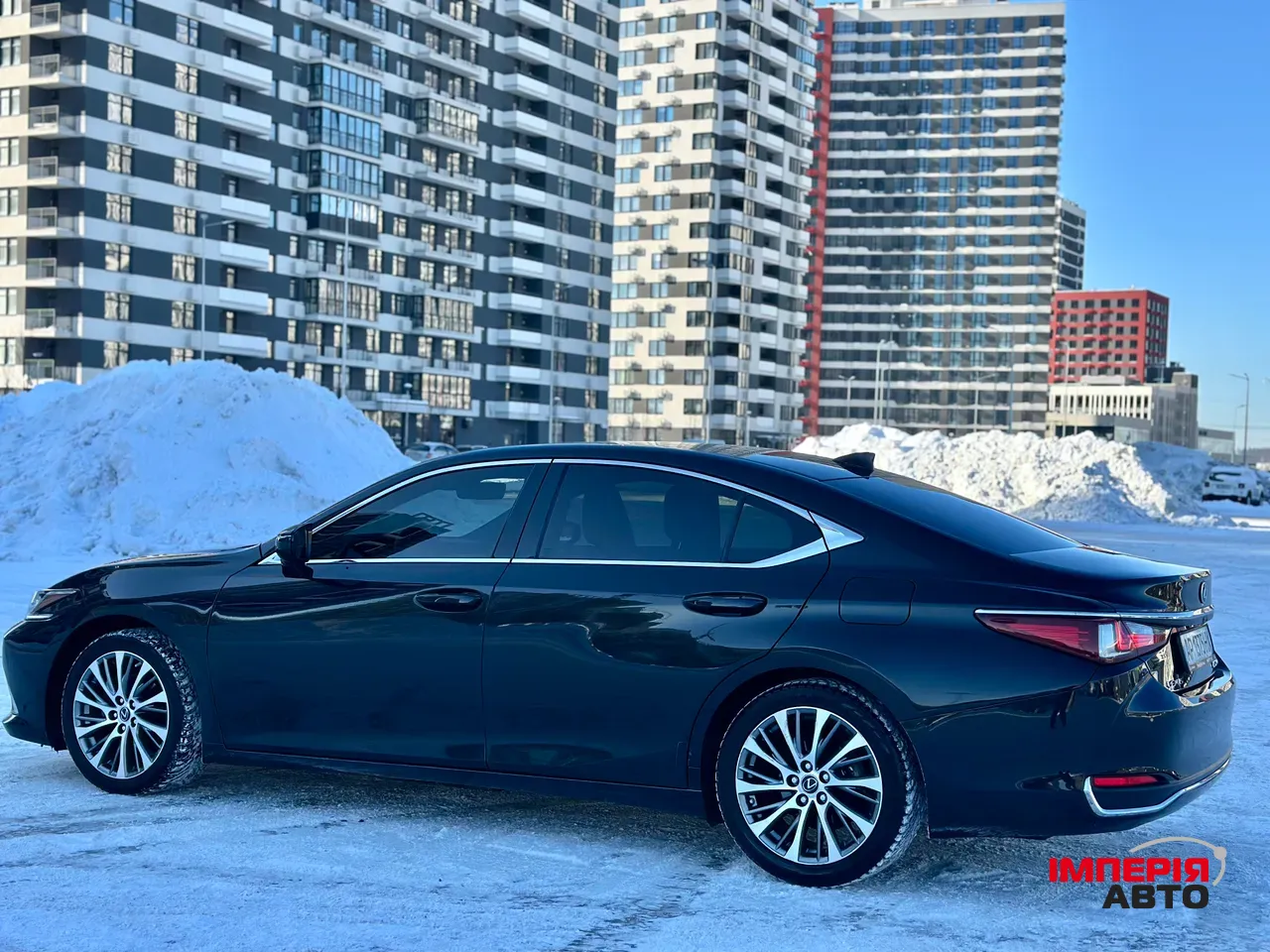 Lexus ES - фото 17