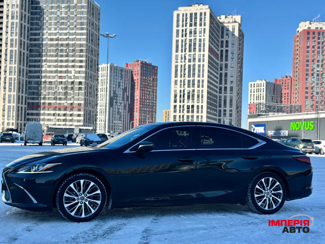 Lexus ES - фото 14