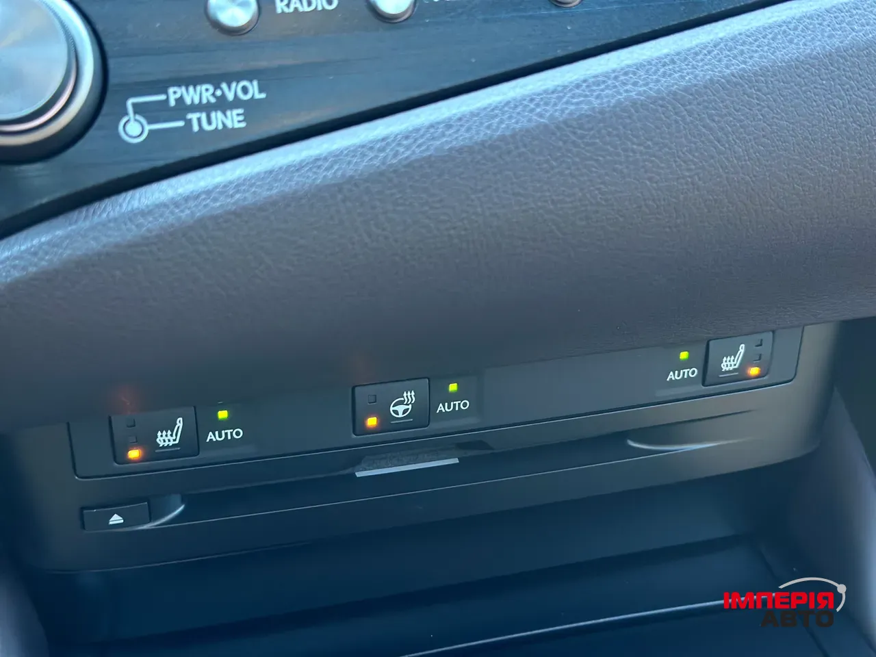 Lexus ES - фото 43