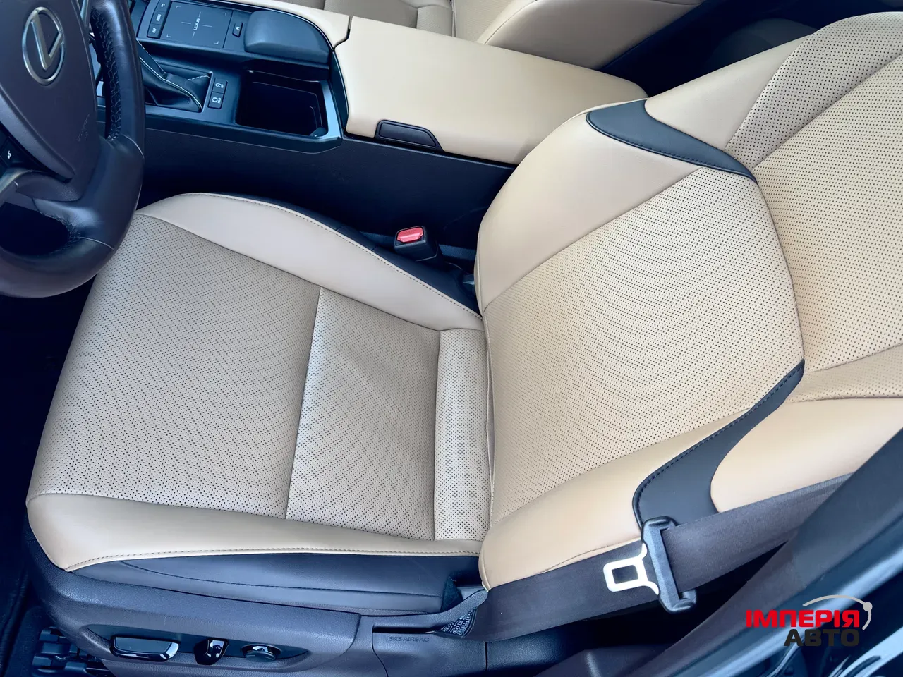 Lexus ES - фото 29