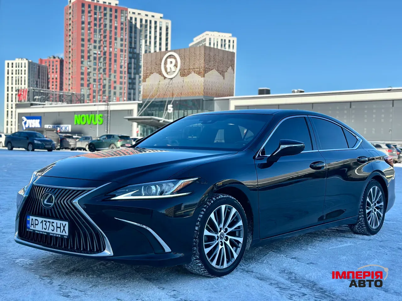 Lexus ES - фото 1