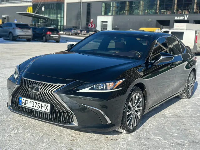 Lexus ES - фото 4