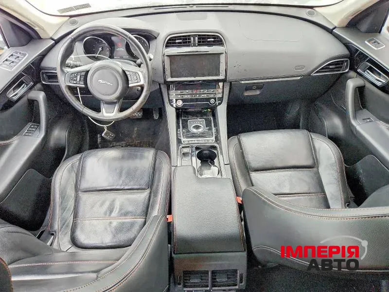 Jaguar F-Pace - фото 7