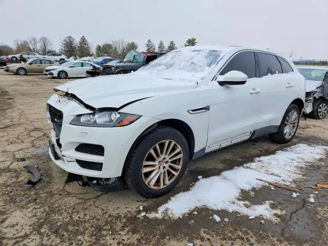 Jaguar F-Pace - фото 4