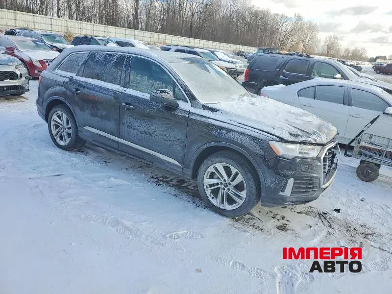 Audi Q7 - фото 4
