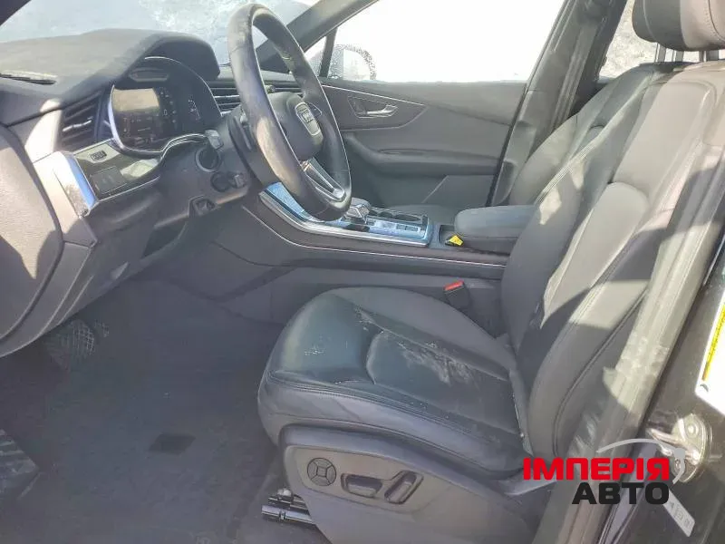 Audi Q7 - фото 7