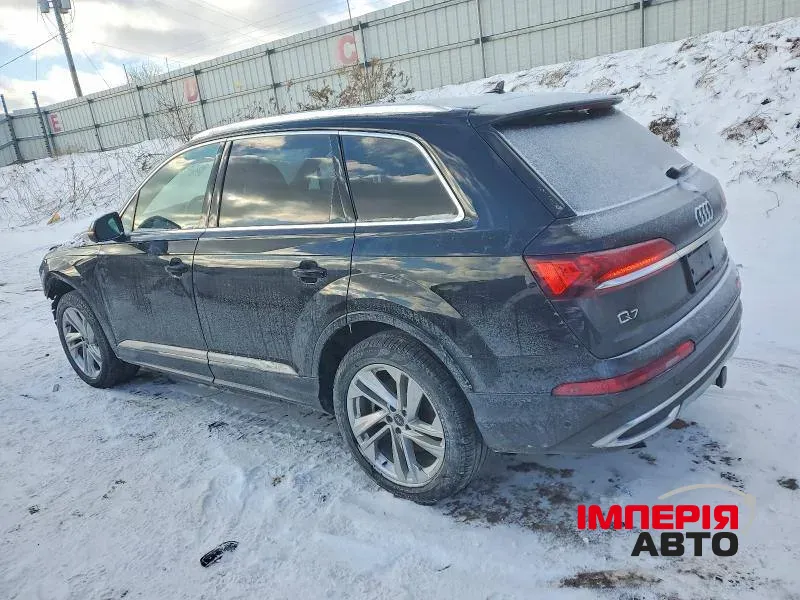 Audi Q7 - фото 2