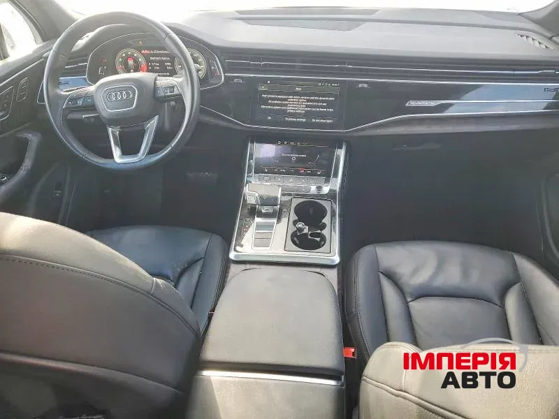Audi Q7 - фото 8