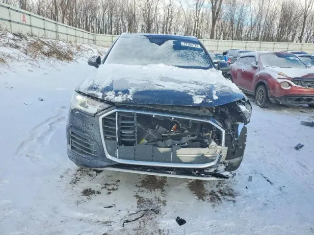 Audi Q7 - фото 5